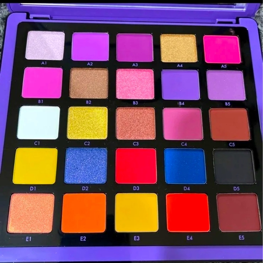 Anastasia Beverly Hills NORVINA Pro Pigment Volume 1 Palette